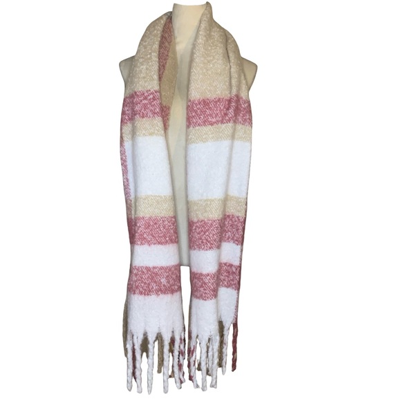 Calvin Klein Striped Pink and Cream Scarf-NWT - Picture 2 of 6